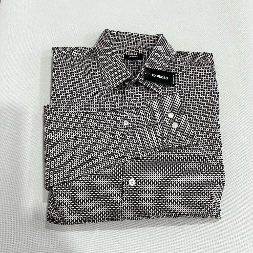 Express Dress Shirt Size Medium Slim Button-Up Patterned Geometric Burgundy/Whit